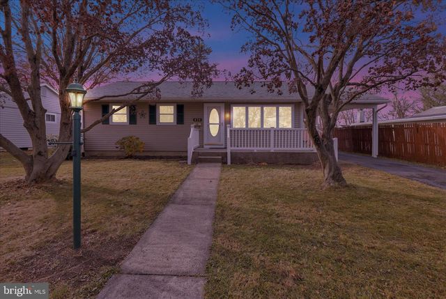 838 REBER ST, Shoemakersville, PA 19555