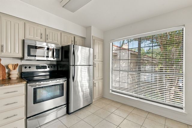5200 Martel Avenue 25C, Dallas, TX 75206