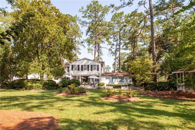 706 Cherokee Circle, Waycross, GA 31501