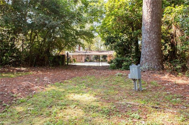 706 Cherokee Circle, Waycross, GA 31501