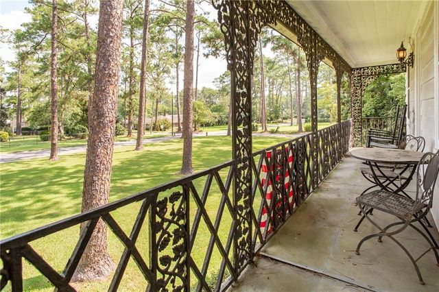 706 Cherokee Circle, Waycross, GA 31501