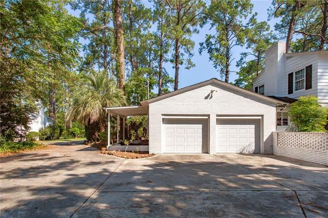 706 Cherokee Circle, Waycross, GA 31501