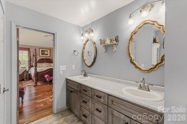 810 Mount Hebron Road, Old Fort, NC 28762