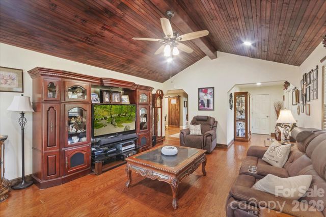 810 Mount Hebron Road, Old Fort, NC 28762