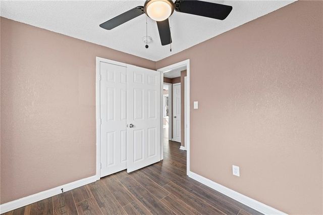 6926 College Avenue, Kansas City, MO 64132