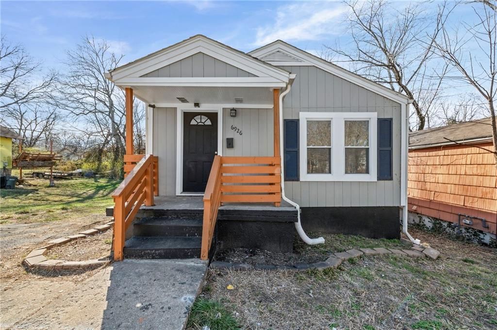 6926 College Avenue, Kansas City, MO 64132