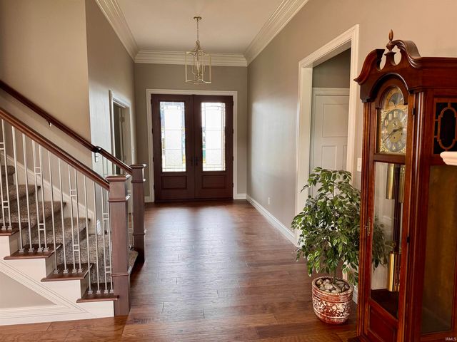 8655 Crenshaw Drive, Newburgh, IN 47630