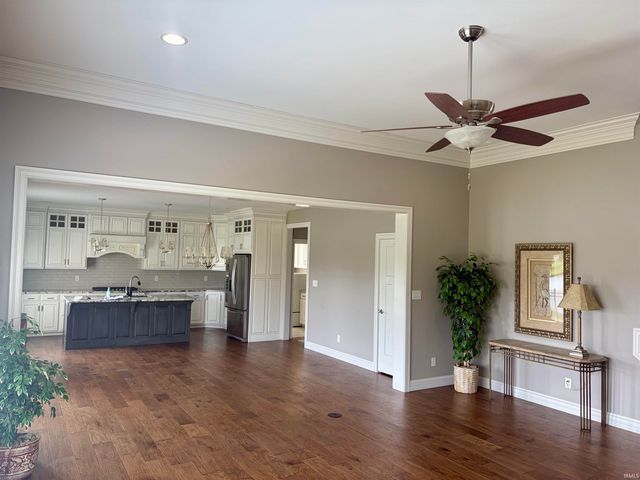 8655 Crenshaw Drive, Newburgh, IN 47630