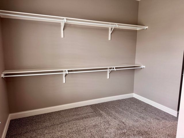 8655 Crenshaw Drive, Newburgh, IN 47630
