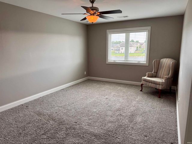 8655 Crenshaw Drive, Newburgh, IN 47630