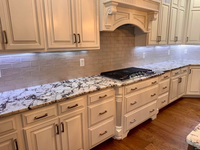 8655 Crenshaw Drive, Newburgh, IN 47630