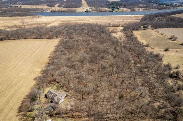 261 W Red Tail Lane, Oregon, IL 61061