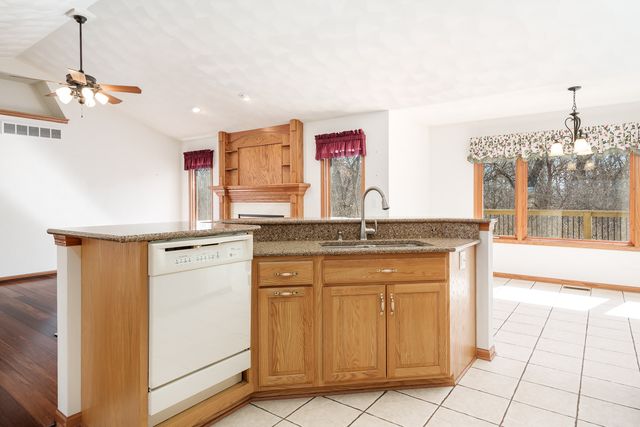 261 W Red Tail Lane, Oregon, IL 61061