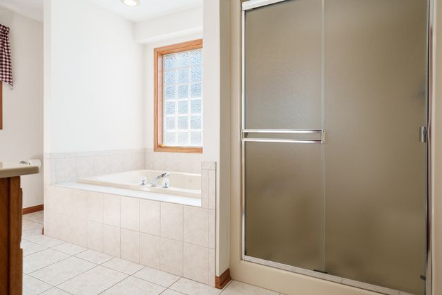 261 W Red Tail Lane, Oregon, IL 61061