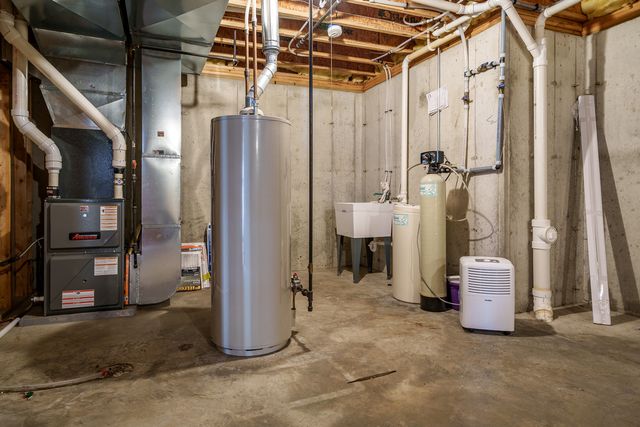 261 W Red Tail Lane, Oregon, IL 61061