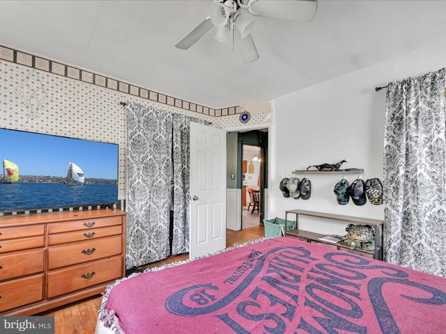 136 MAIN STREET, Pottsville, PA 17901