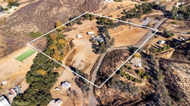 23700 Oak Circle, Wildomar, CA 92595