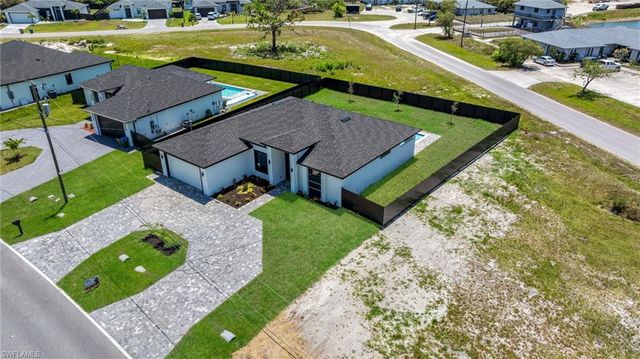 373 El Dorado BLVD S, Cape Coral, FL 33991