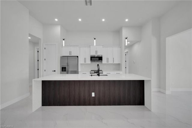 373 El Dorado BLVD S, Cape Coral, FL 33991