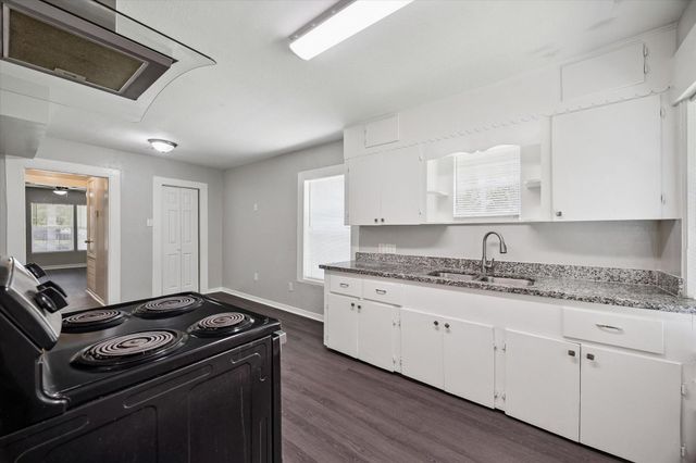 9210 Compton Street, Houston, TX 77016