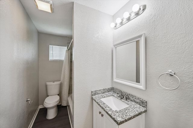 9210 Compton Street, Houston, TX 77016