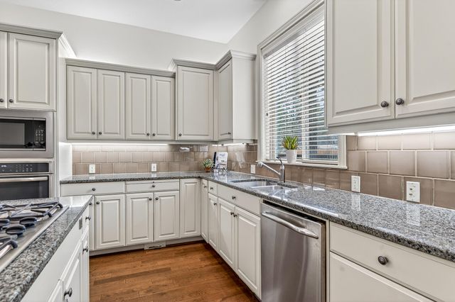 61102 Aspen Rim Lane, Bend, OR 97702