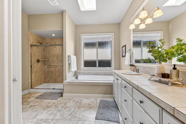 61102 Aspen Rim Lane, Bend, OR 97702