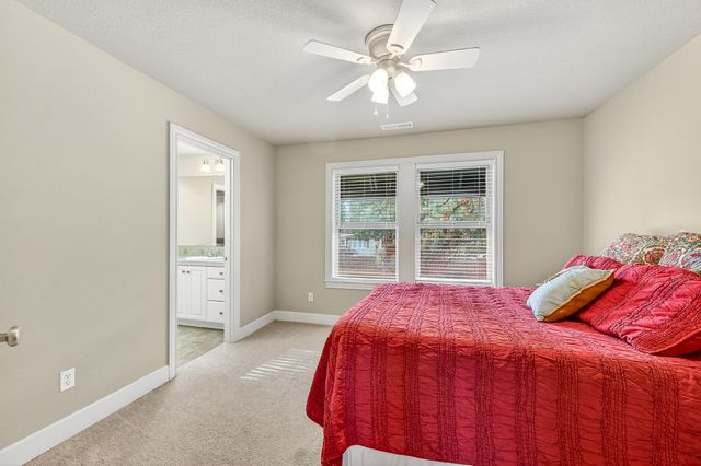 61102 Aspen Rim Lane, Bend, OR 97702