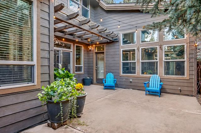 61102 Aspen Rim Lane, Bend, OR 97702