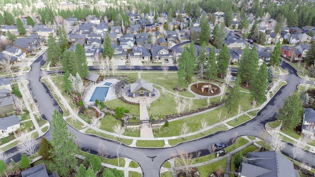 61102 Aspen Rim Lane, Bend, OR 97702