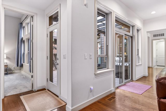 61102 Aspen Rim Lane, Bend, OR 97702