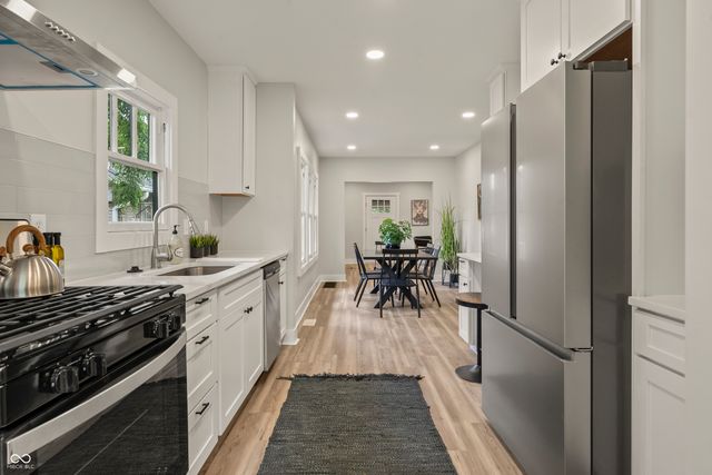 5845 Julian Avenue, Indianapolis, IN 46219