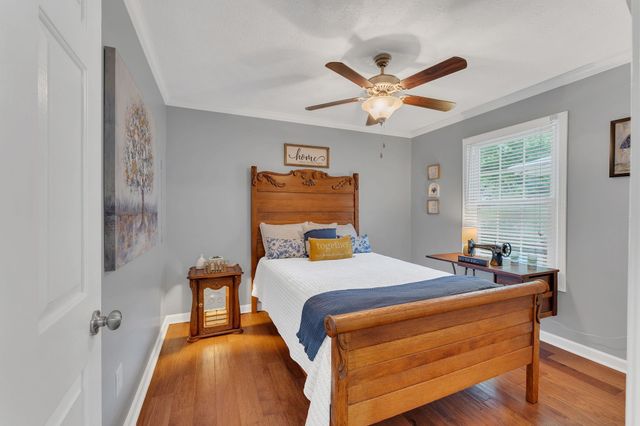 1040 Rapids Rd, Franklin, KY 42134