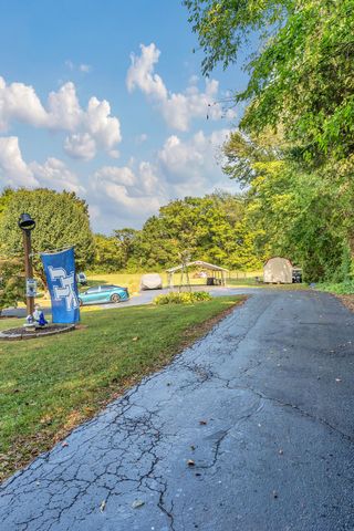 1040 Rapids Rd, Franklin, KY 42134