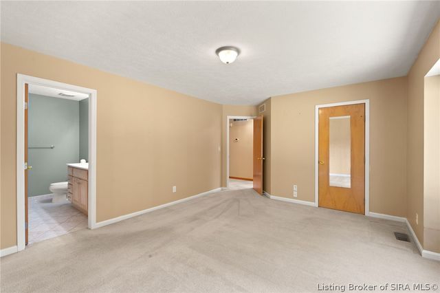 4439 Erin Drive, Floyds Knobs, IN 47119