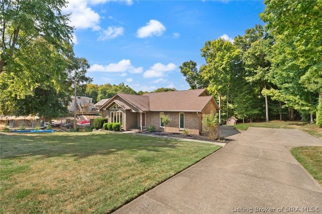 4439 Erin Drive, Floyds Knobs, IN 47119