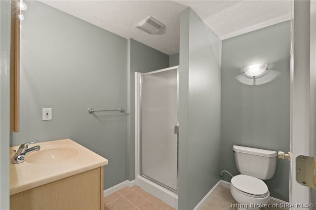 4439 Erin Drive, Floyds Knobs, IN 47119