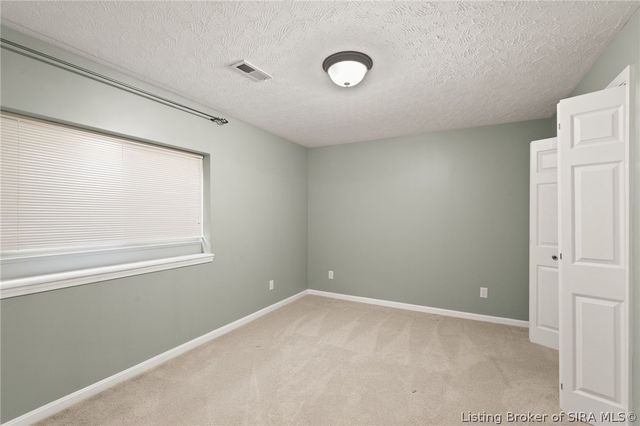 4439 Erin Drive, Floyds Knobs, IN 47119