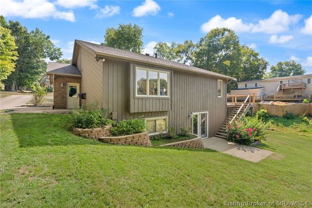 4439 Erin Drive, Floyds Knobs, IN 47119