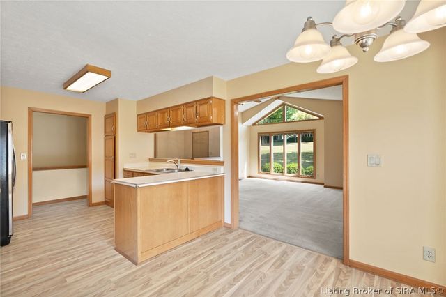 4439 Erin Drive, Floyds Knobs, IN 47119