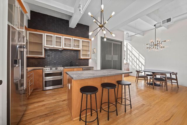 705 Main Street 516, Houston, TX 77002