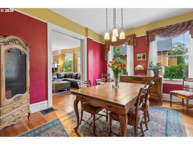 322 Se 61ST Ave, Portland, OR 97215