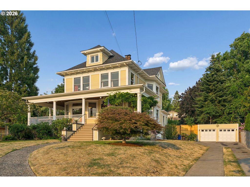 322 Se 61ST Ave, Portland, OR 97215