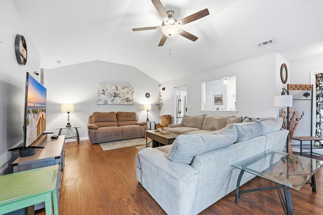 4414 Barcelona Ln., Little River, SC 29566