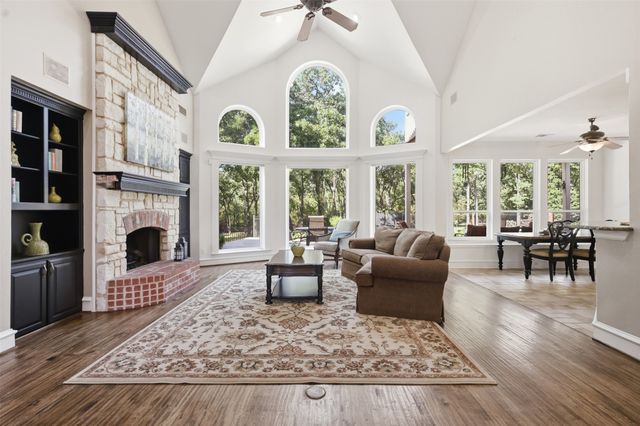 4005 Brooks Court, Highland Village, TX 76226
