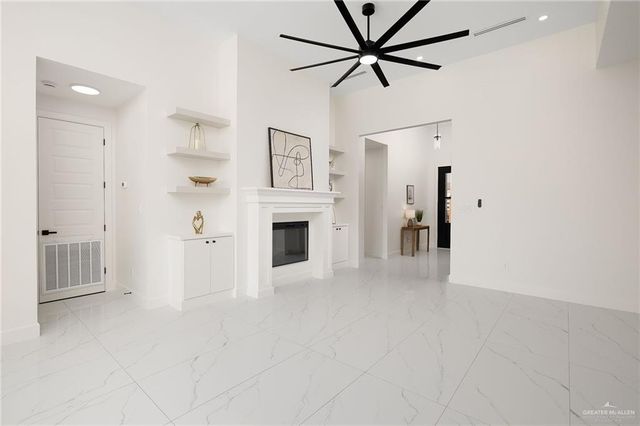 901 Azalea Street, Mission, TX 78572