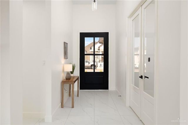 901 Azalea Street, Mission, TX 78572