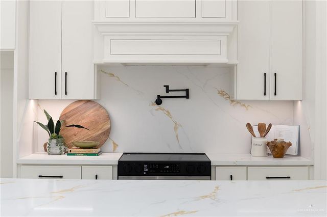 901 Azalea Street, Mission, TX 78572