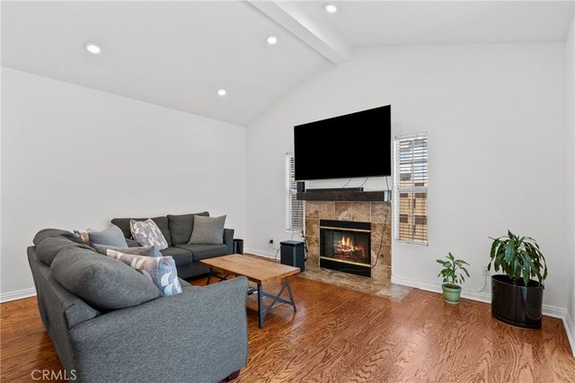 20230 Keswick 3, Winnetka, CA 91306