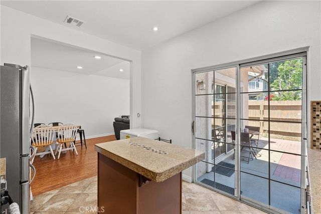 20230 Keswick 3, Winnetka, CA 91306